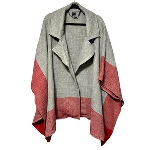 AQUA Oversized Lapel Open Front Super Soft Gray Plaid Poncho Cardigan One Size